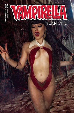 VAMPIRELLA YEAR ONE 5 CVR E COSPLAY (DYNAMITE) 11722